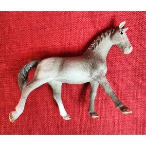 Trakehner Mare Figurine Schleich D-73527 Horse Braided Mane Grey ~4" Tall X 5" L